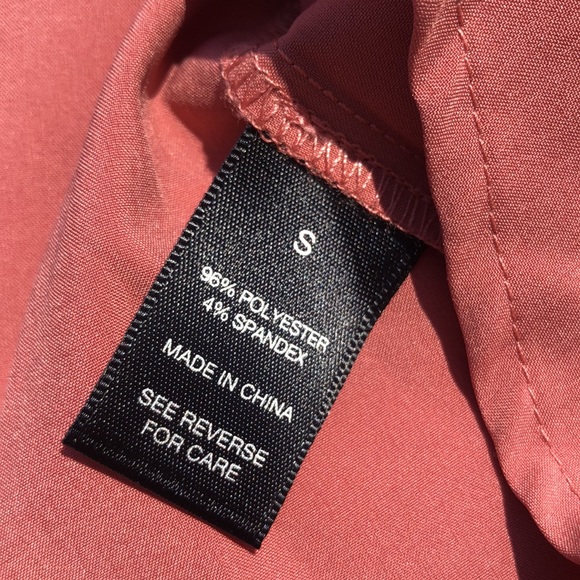 🩶5/$30 BKE Red Brand Dusty Rose Pink Criss Cross Short Sleeve Top Size Small NEW - Picture 7 of 12